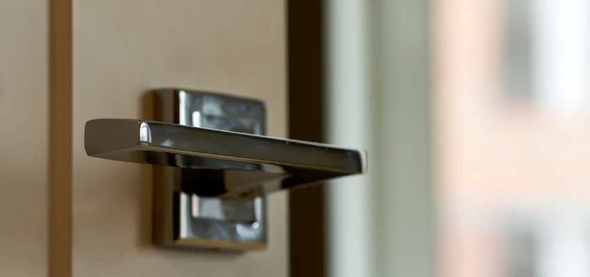 Door Lever Knob Repair in Topanga, California