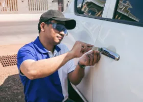 Car Locksmith in Topanga, CA
